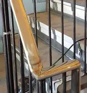 Handrail turning at a stair landing